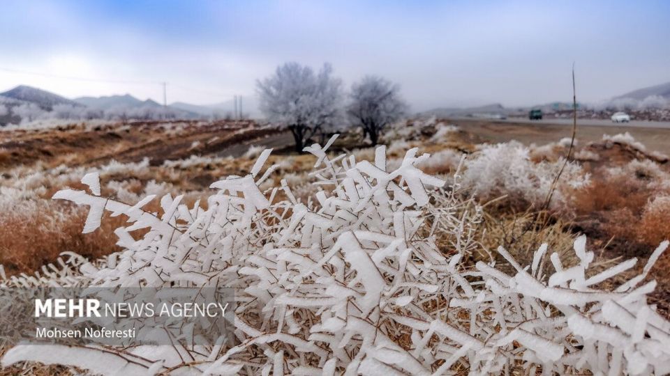 طبیعت کریستالی