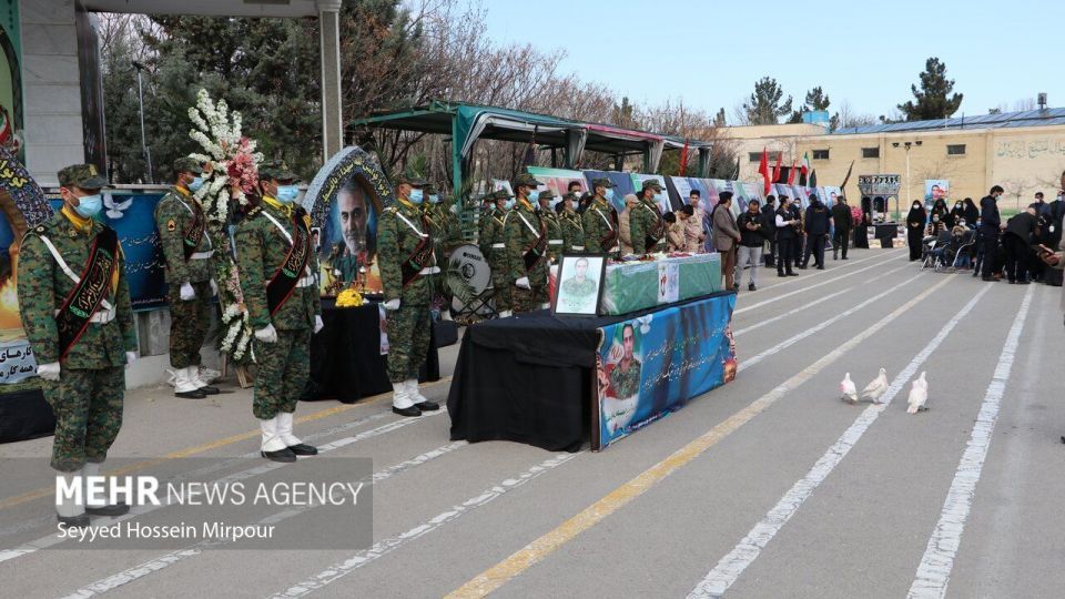 تشییع پیکر «احسان پای خسته» شهید انتظامی در مشهد