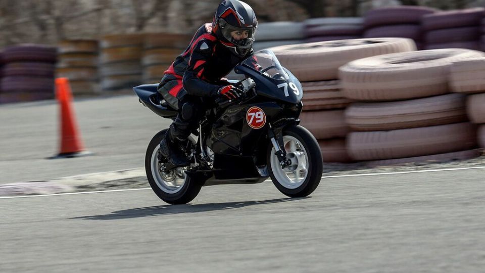 مسابقات موتور ریس آزاد زنان کشور