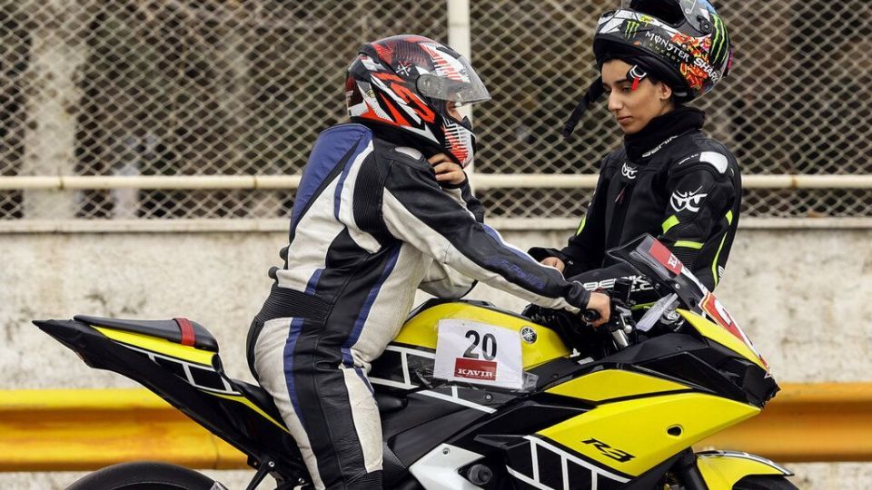 مسابقات موتور ریس آزاد زنان کشور