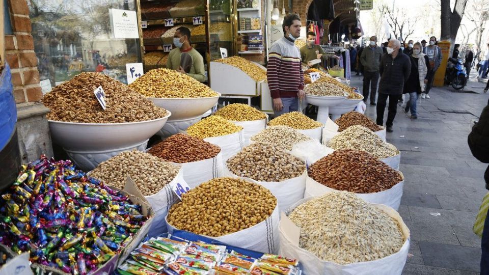 بازار آجیل شب عید