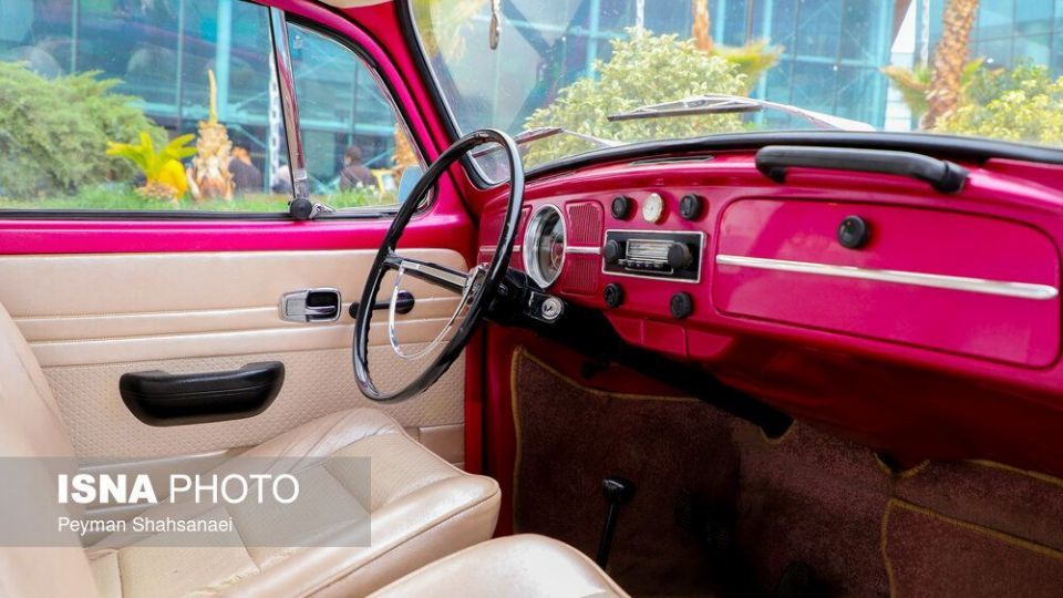 همایش خودروهای کلاسیک و آفرود زنده‌رود