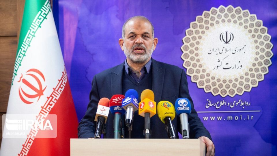 وزیر کشور: ثبت پلاک خودرو برای سفرهای نوروزی ضروری نیست/ حضور تماشاگران در شهرآورد منعی ندارد
