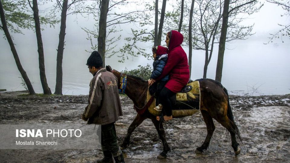 مسافران نوروزی منطقه گردشگری عباس آباد بهشهر