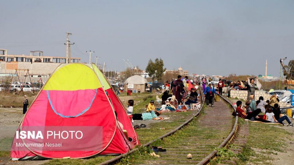 مسافران نوروزی در اسکله بندر ترکمن