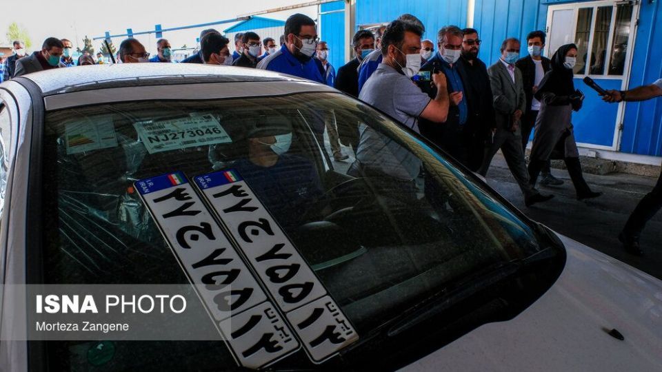 بازدید وزیر صمت از دو شرکت ایران خودرو و پارس‌ خودرو