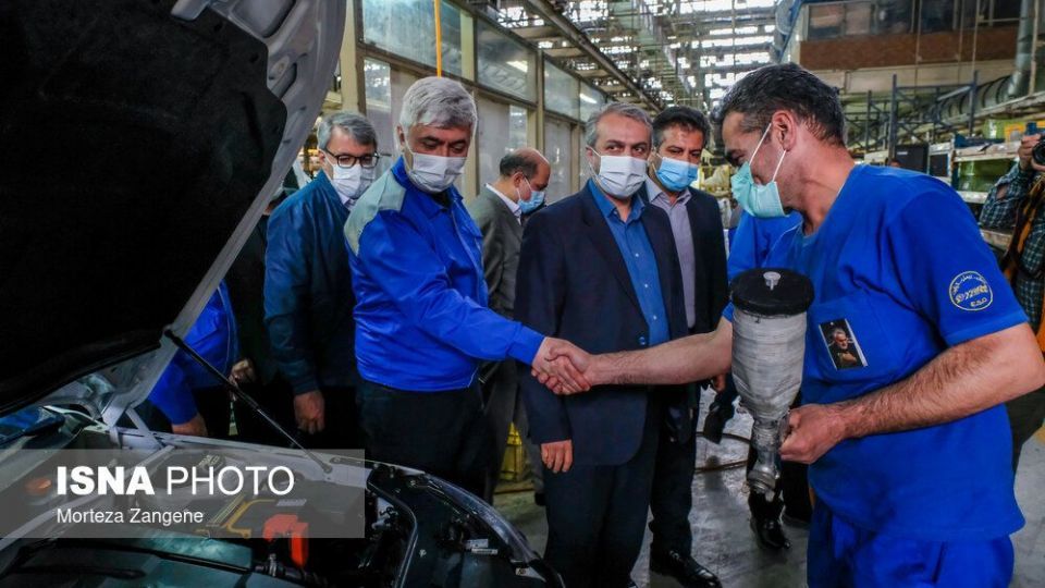 بازدید وزیر صمت از دو شرکت ایران خودرو و پارس‌ خودرو