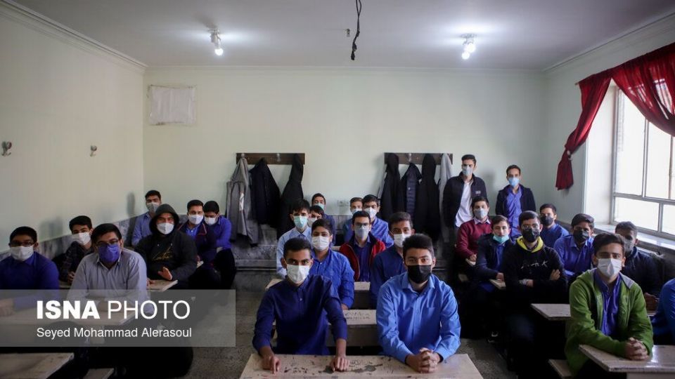 آغاز آموزش حضوری مدارس پس از دو سال - مشهد