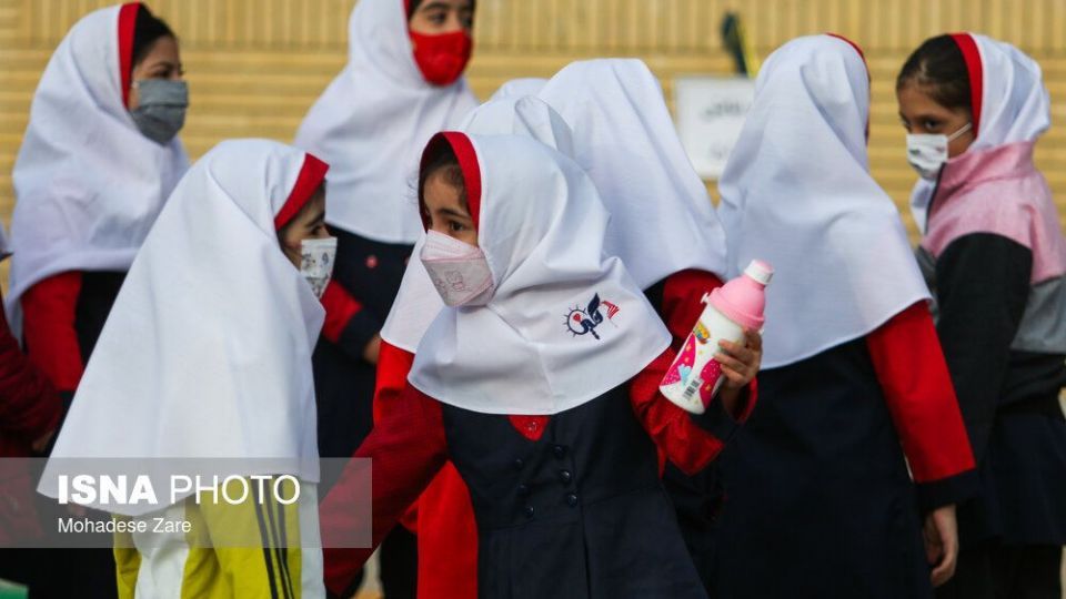 آغاز آموزش حضوری مدارس پس از دو سال - مشهد