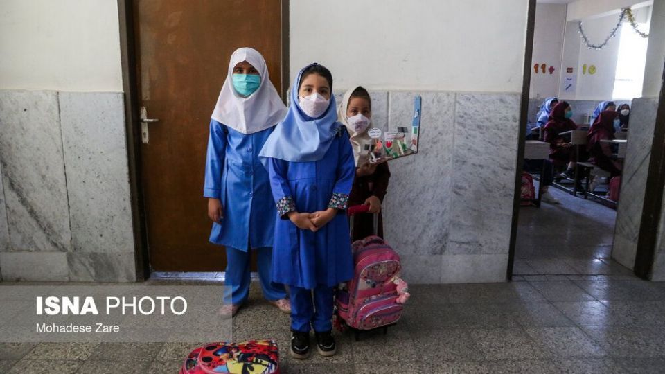 آغاز آموزش حضوری مدارس پس از دو سال - مشهد