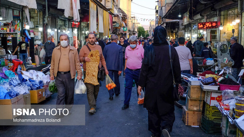 حوالی افطار در میدان امام حسین(ع)