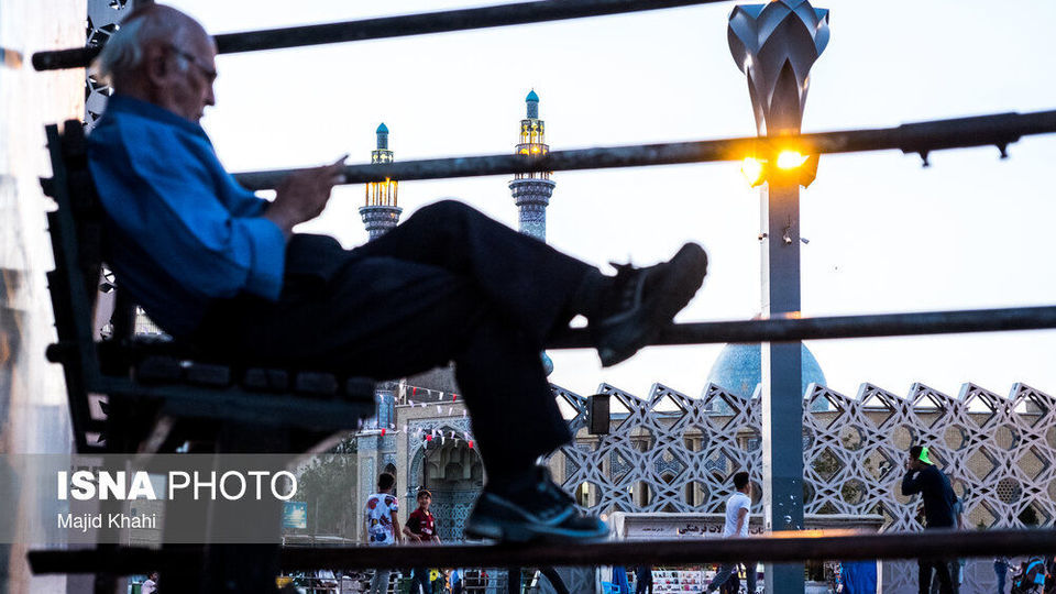 حوالی افطار در میدان امام حسین(ع)