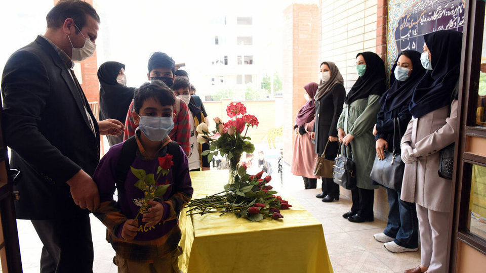 بازگشایی مدارس، پس از ۷۷۰ روز!
