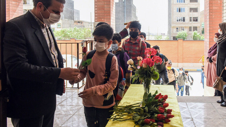 بازگشایی مدارس، پس از ۷۷۰ روز!