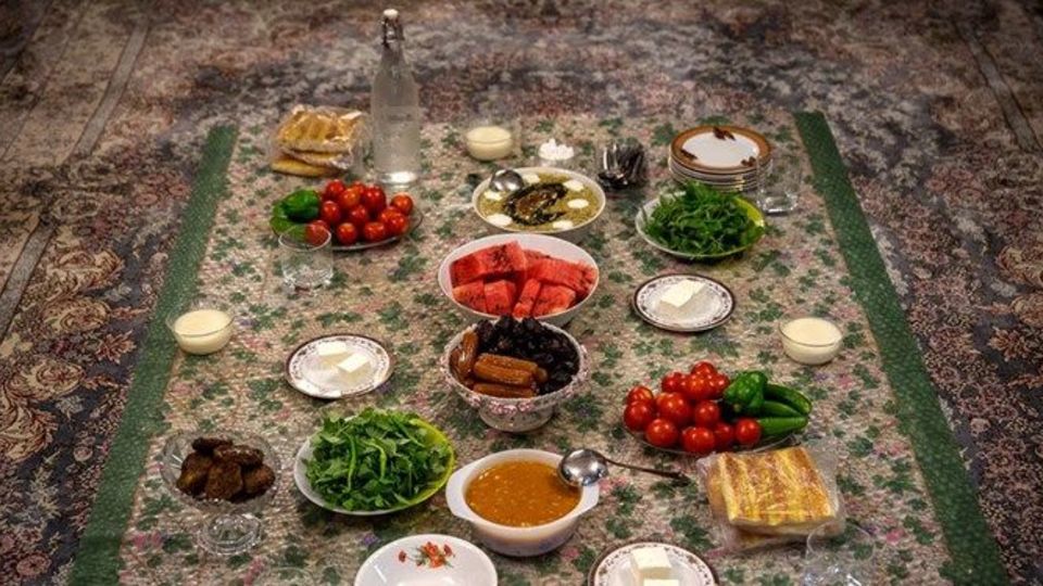 مولفه‌های تغذیه سالم در ماه رمضان از نگاه طب سنتی
