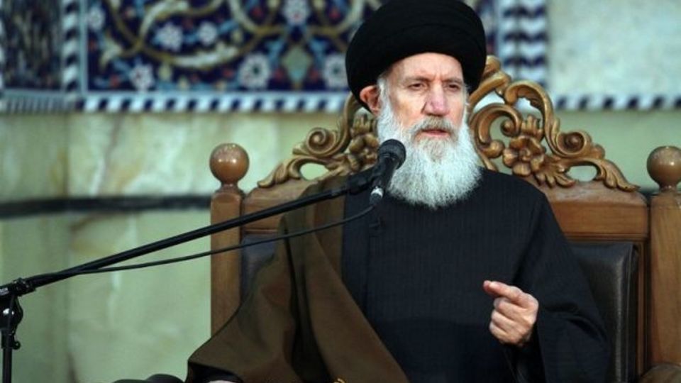 فرزند استاد فاطمی نیا: حال استاد فاطمی نیا مساعد نیست/ مردم دعا کنند