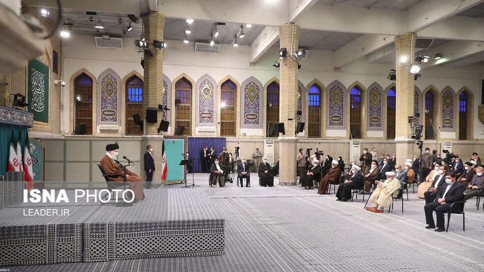 دیدار مسئولان و کارگزاران نظام با مقام معظم رهبری