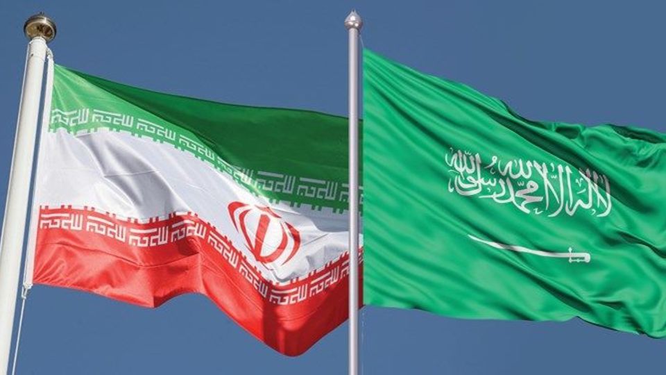 تهران و ریاض در حال بررسی بازگشایی سفارت‌های خود هستند

 – خبر زنده