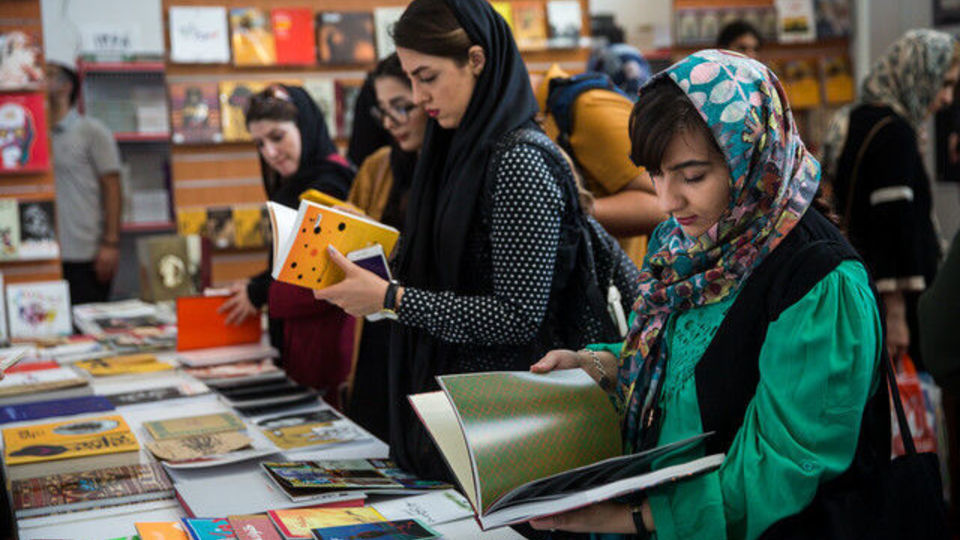 کتاب‌های دیجیتال را ایرانی‌های مقیم خارج می‌خرند
