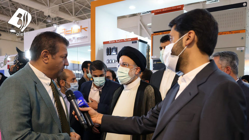 بازدید رئیس‌‎جمهور از نمایشگاه بین المللی نفت، گاز، پالایش و پتروشیمی
