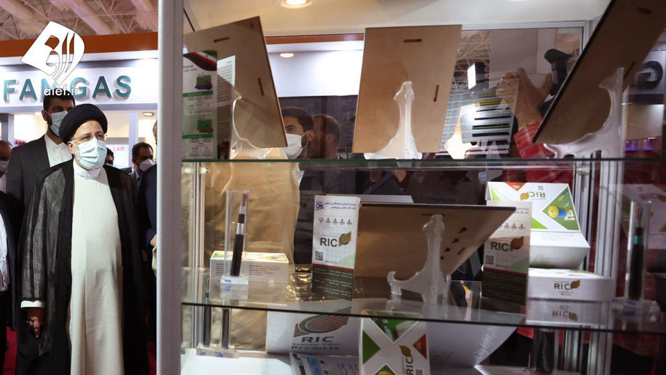 بازدید رئیس‌‎جمهور از نمایشگاه بین المللی نفت، گاز، پالایش و پتروشیمی