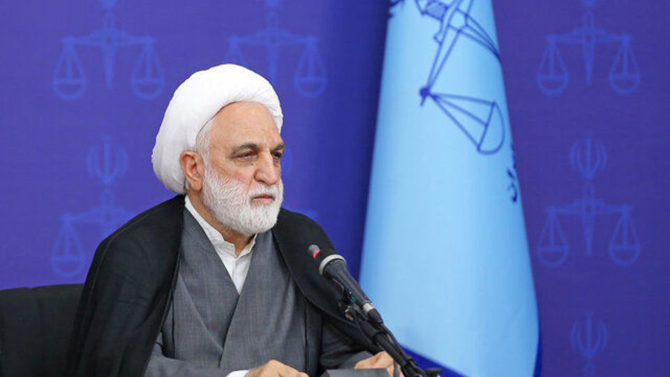 رئیس قوه قضائیه: عناوین مجرمانه در نظام قضایی کشور زیاد و رو به تزاید است