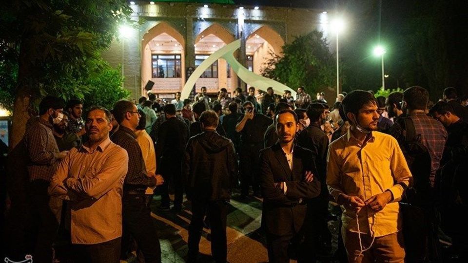 وداع با پیکر آیت‌الله فاطمی‌نیا