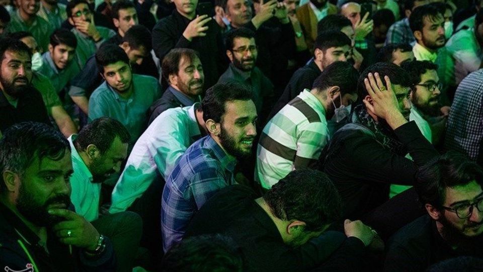 وداع با پیکر آیت‌الله فاطمی‌نیا