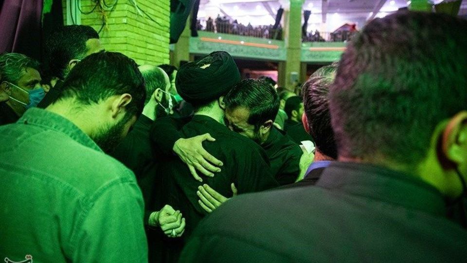 وداع با پیکر آیت‌الله فاطمی‌نیا