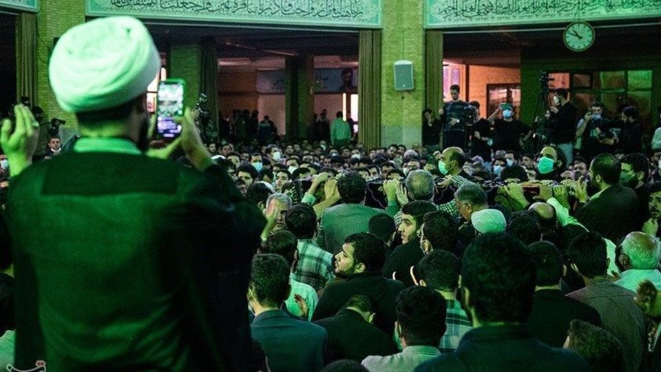 وداع با پیکر آیت‌الله فاطمی‌نیا