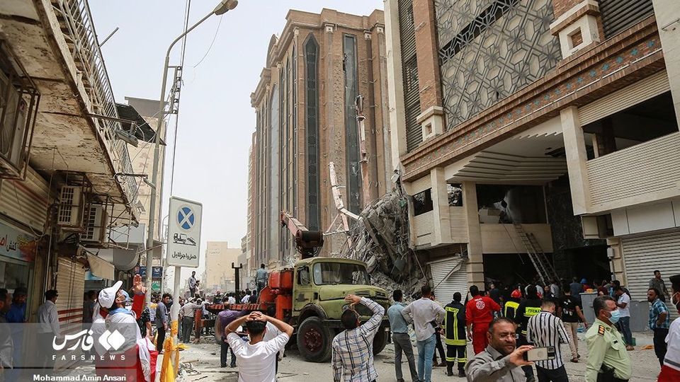  فیلم هوایی منتشر شده از ساختمان فروریخته متروپل آبادان