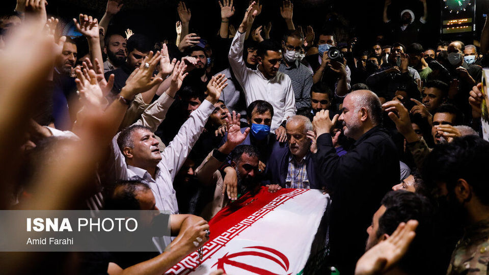 مراسم وداع با پیکر شهید صیاد خدایی