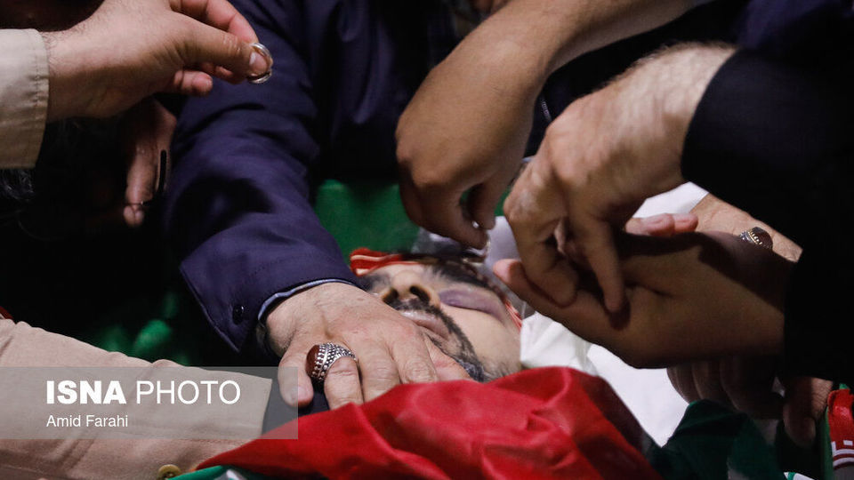 مراسم وداع با پیکر شهید صیاد خدایی