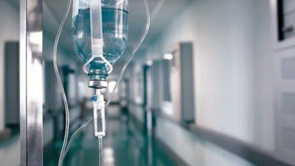 علت افزایش اسهال و استفراغ در کودکان/ مصرف خودسرانه آنتی‌بیوتیک‌ها ممنوع