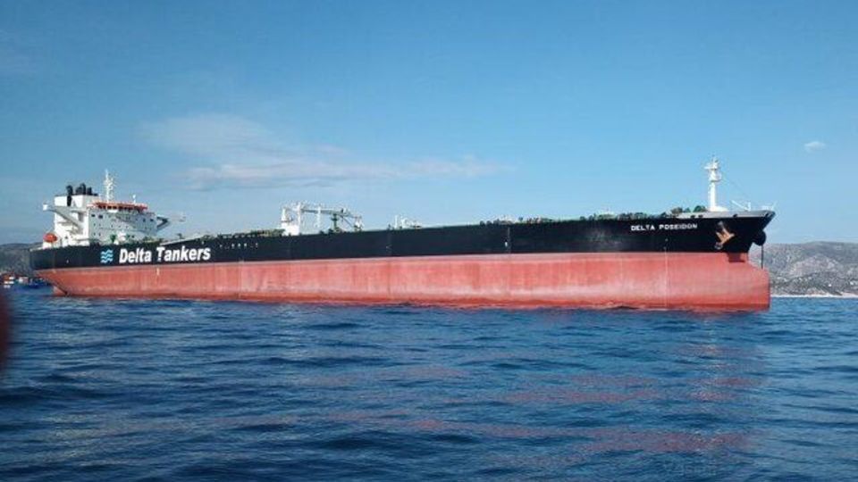 آمریکا گزارش‌های توقیف دو کشتی یونانی توسط ایران را بررسی می‌کند