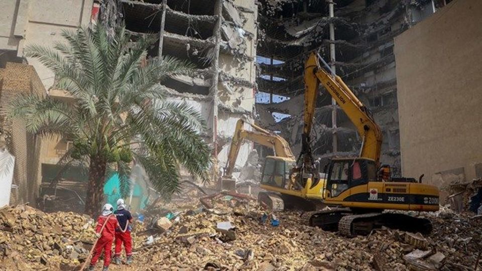 هیچ گزارشی از ساختمان متروپل به سازمان منطقه آزاد اروند ارجاع نشده است