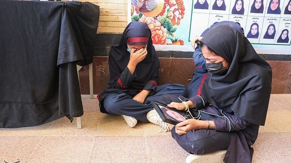  ملیکا دختر مینوشهری که در حادثه متروپل آبادان جان باخت 