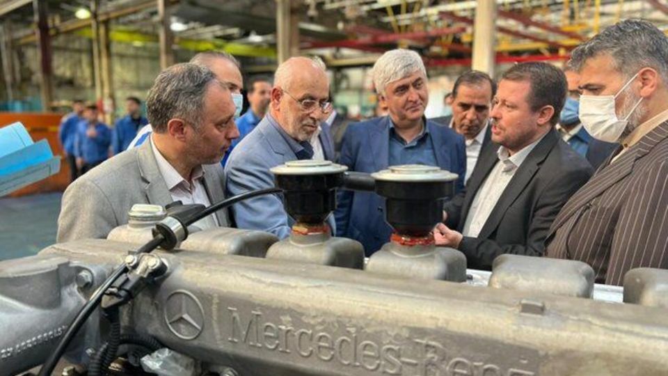 رئیس کمیسیون صنایع: واردات خودرو توان رقابت خودروی داخلی را افزایش می‌دهد