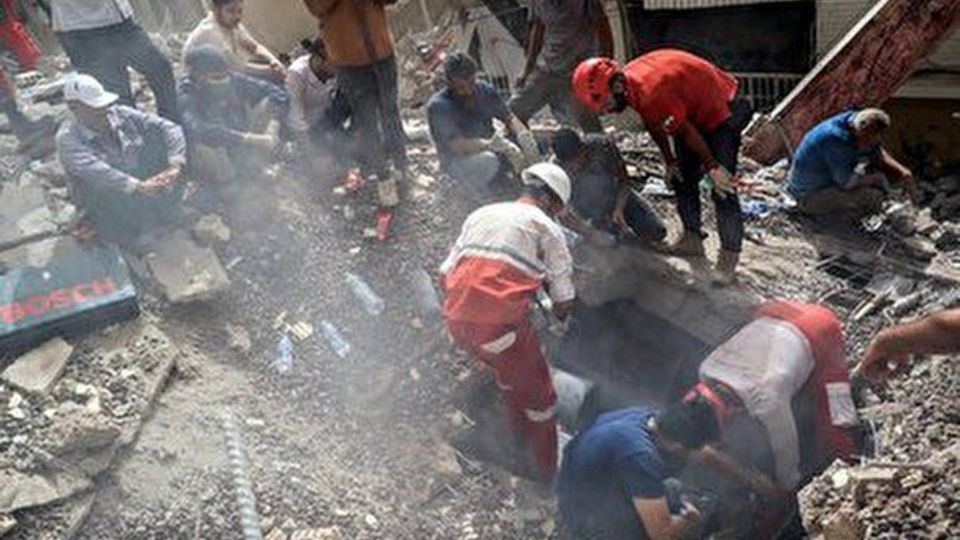 آمار جان باخته های حادثه متروپل به ۳۳ نفر رسید