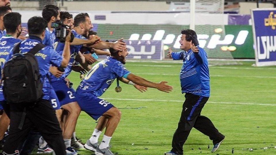  جشن قهرمانی تیم فوتبال استقلال 