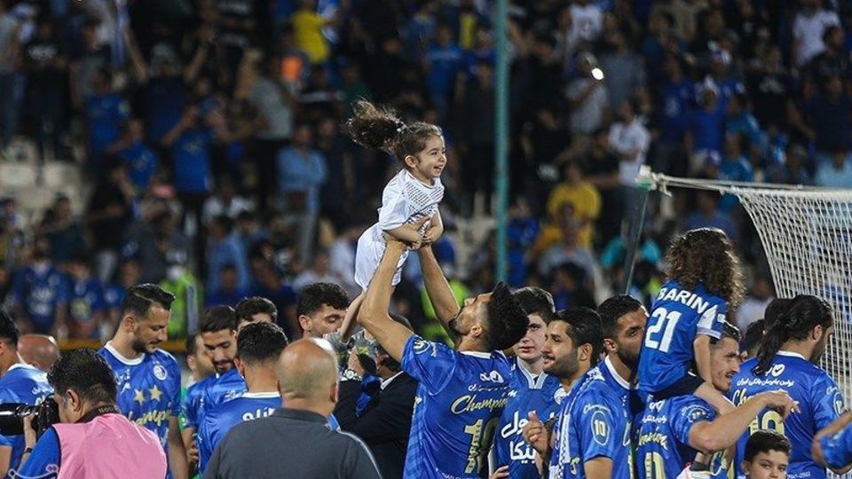  جشن قهرمانی تیم فوتبال استقلال 