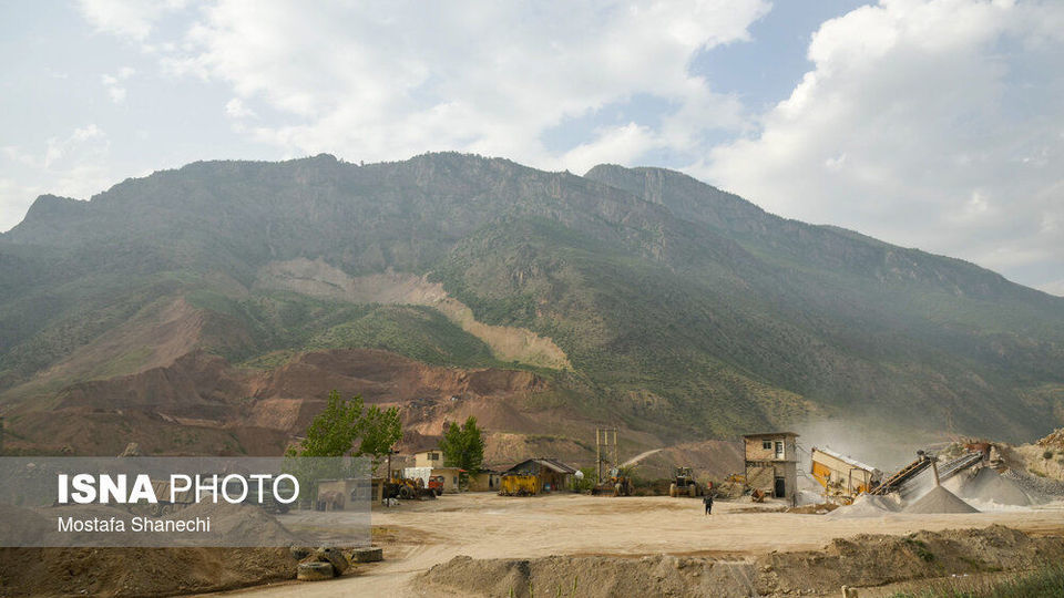 غار - دژ اسپهبد خورشید