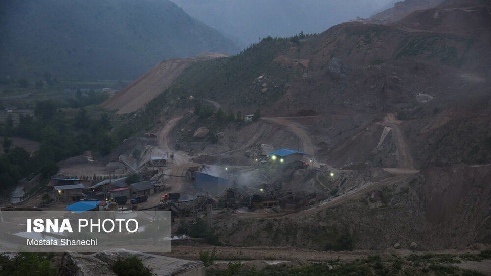 غار - دژ اسپهبد خورشید