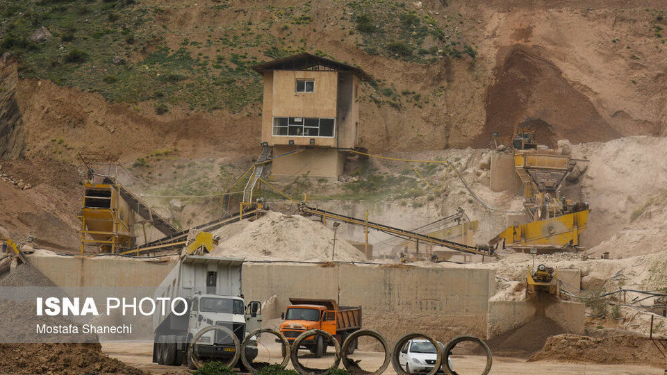 غار - دژ اسپهبد خورشید