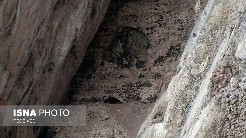 غار - دژ اسپهبد خورشید