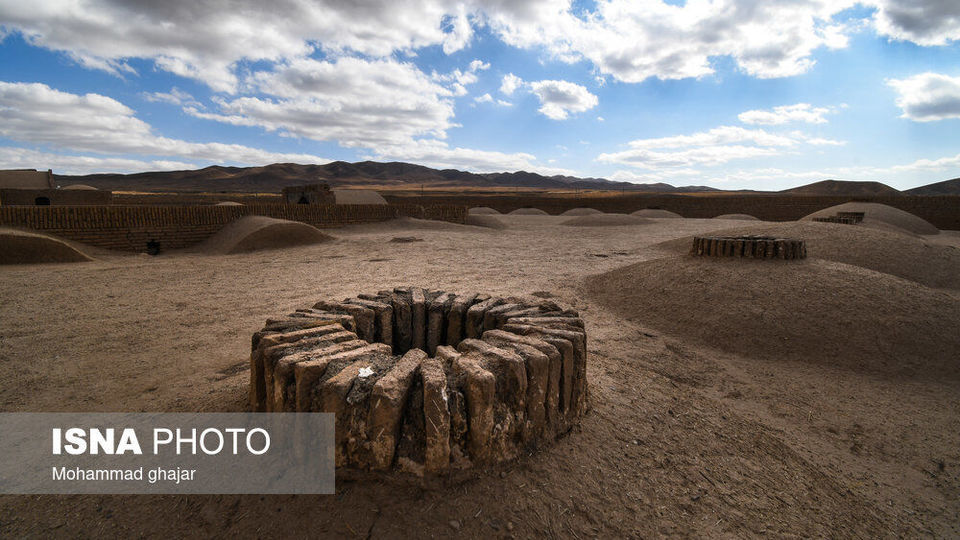کاروانسرای آجری شاه عباسی آهوان