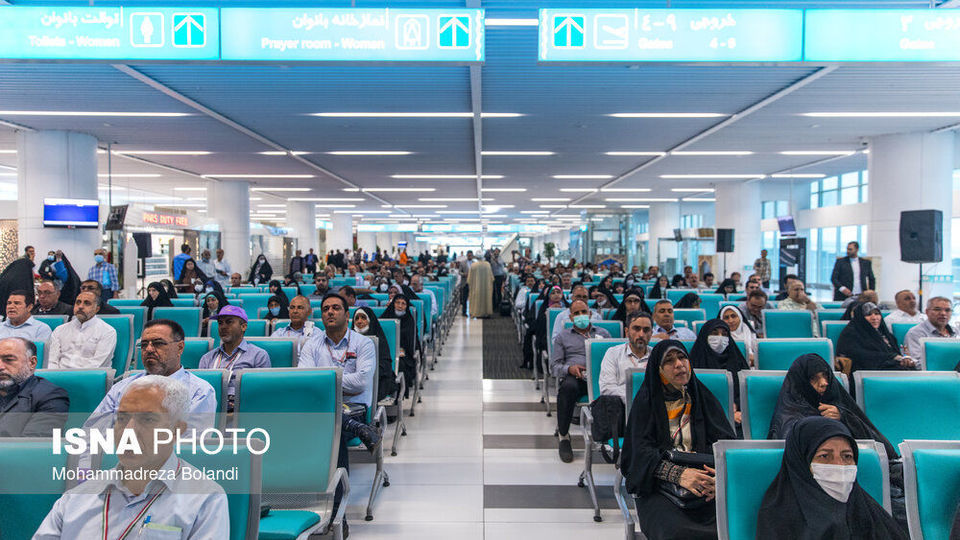 مراسم بدرقه اولین کاروان حجاج ایرانی