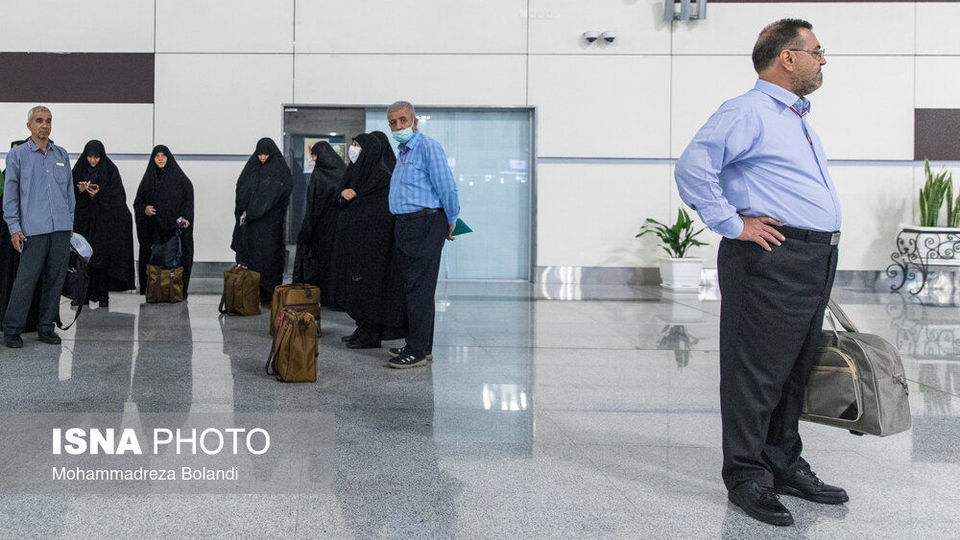 مراسم بدرقه اولین کاروان حجاج ایرانی