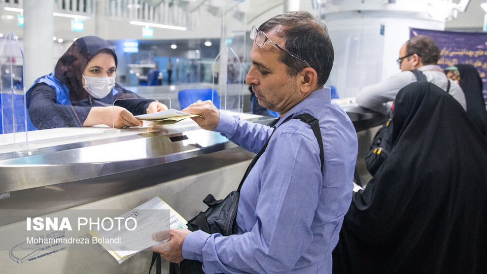 مراسم بدرقه اولین کاروان حجاج ایرانی