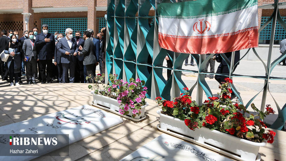 بازدید رییس جمهور ونزوئلا از پارک فناوری پردیس در تهران 